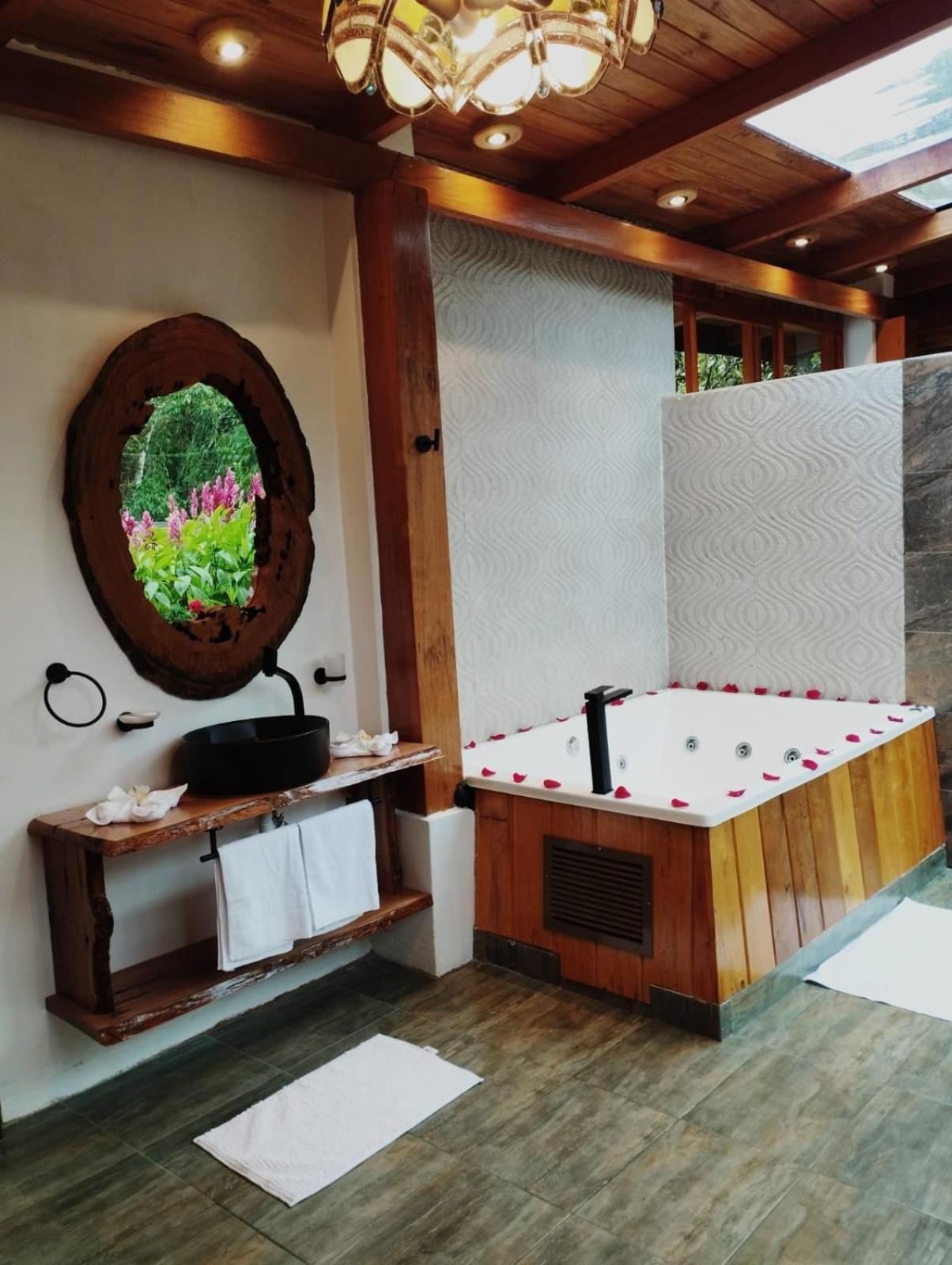Saguamby Mindo Lodge מראה חיצוני תמונה
